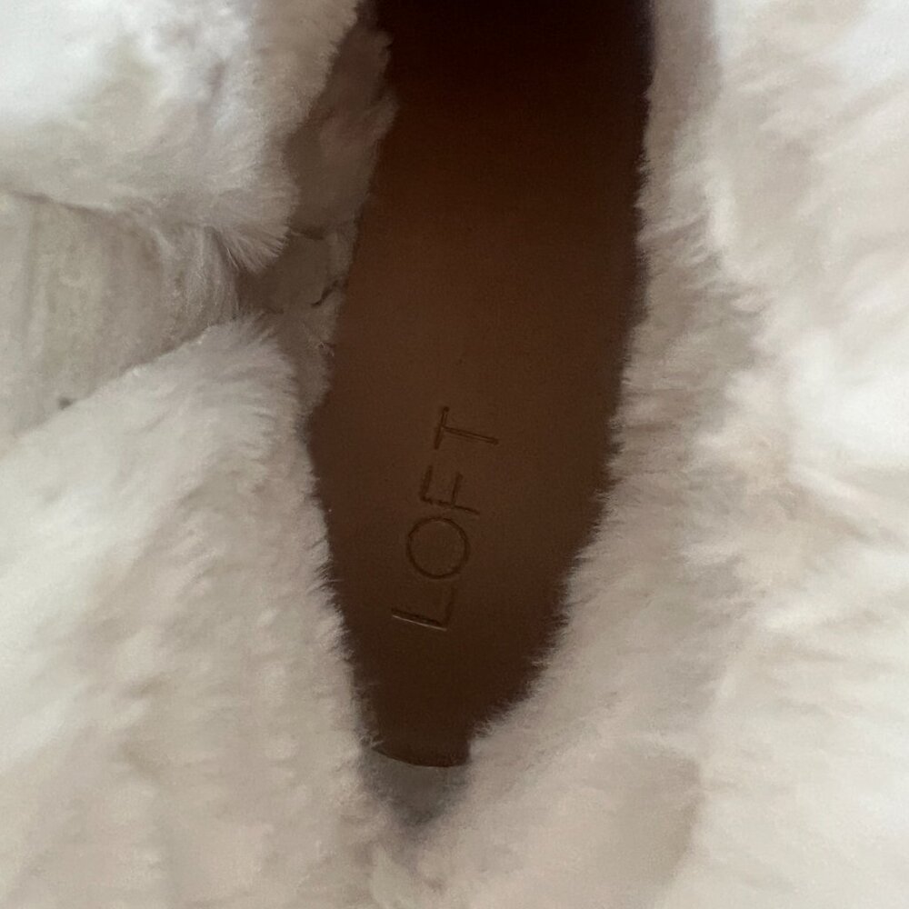 LOFT Ivory Faux Suede Side Zip Booties Women's 8.5 - Picture 9 of 11